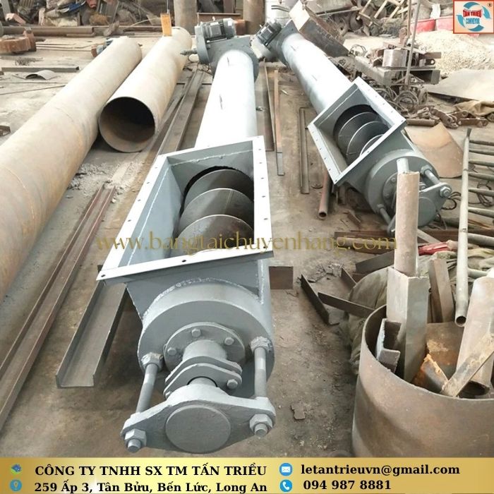 Vít tải cấp liệu